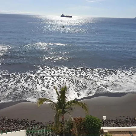 Pequeno Paraiso Frente Al Mar Playa Chica * Santa Cruz de Tenerife