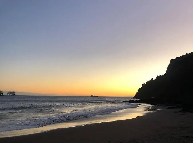 Pequeno Paraiso Frente Al Mar Playa Chica サンタクルスデテネリフェ